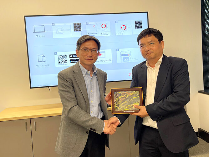 Đoàn cán bộ học viện Công nghệ Bưu chính Viễn thông thăm và làm việc tại đại học Macquarie (Úc)