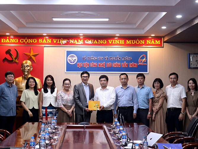 Lãnh đạo Học viện Công nghệ Bưu chính Viễn thông tiếp và làm việc với hiệp hội AVSE Global