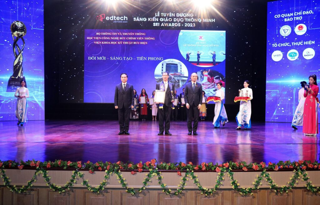Viện Khoa học kỹ thuật Bưu Điện nhận giải thưởng tại SEI AWARDS 2023
