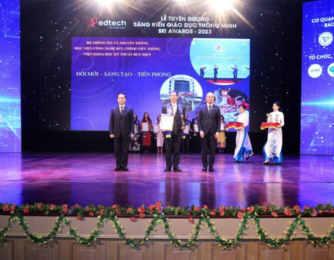Viện Khoa học kỹ thuật Bưu Điện nhận giải thưởng tại SEI AWARDS 2023