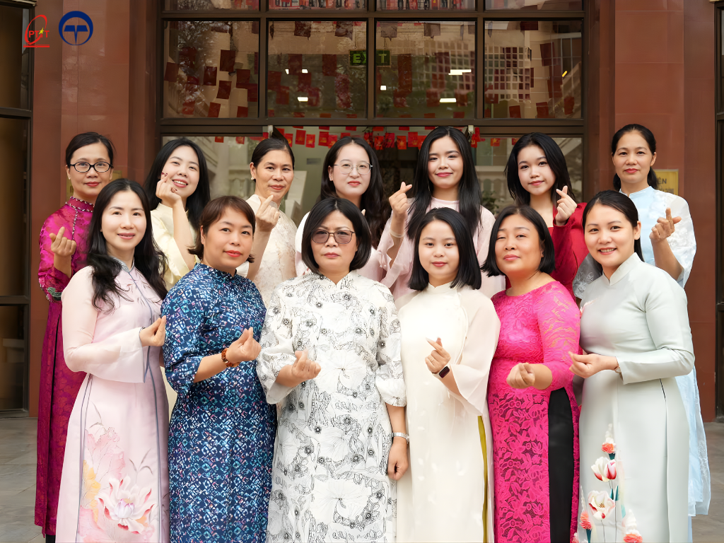 Nữ cán bộ RIPT rạng rỡ hưởng ứng Tuần lễ Áo dài chào mừng Ngày Quốc tế Phụ nữ 8/3