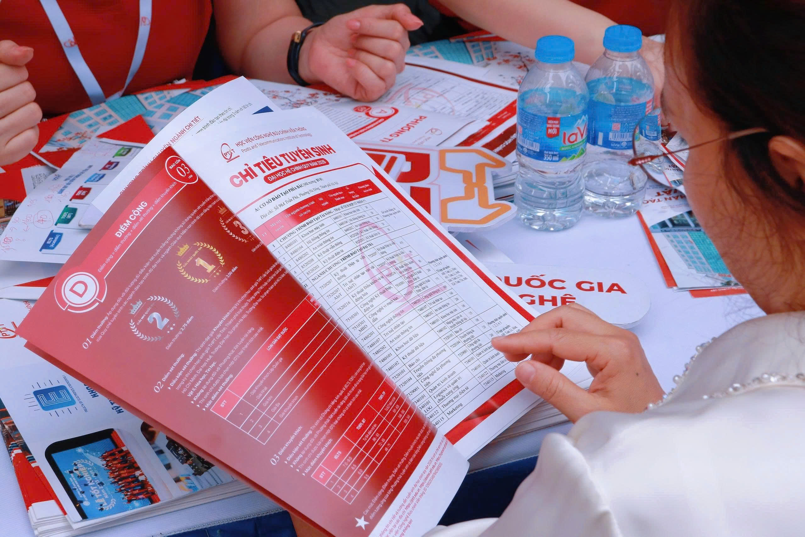 Điểm sàn PTIT 2026 mới nhất: Cập nhật ngưỡng xét tuyển, dự báo điểm sàn Thi THPTQG